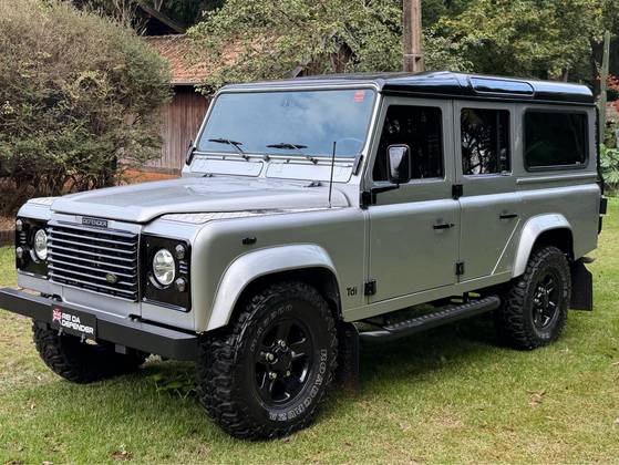 LAND ROVER DEFENDER 2.5 CSW 110 4X4 TURBO DIESEL 4P MANUAL LAND ROVER DEFENDER 2.5 CSW 110 4X4 TURBO DIESEL 4P MANUAL
